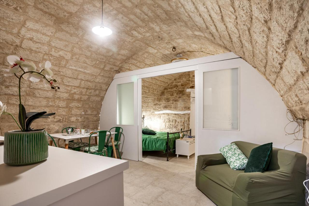 La Pergola Apt In The Heart Of Bari Exterior foto