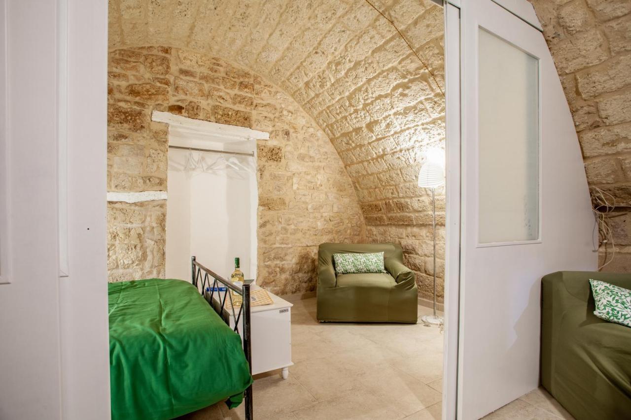 La Pergola Apt In The Heart Of Bari Exterior foto